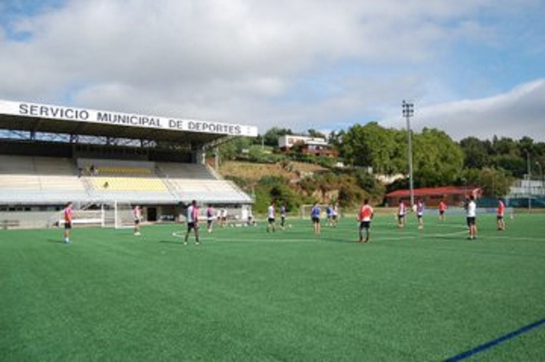 El Ourense CF en marcha, comenzaba el pasado lunes la pretemporada en el Campo Municipal de Oira