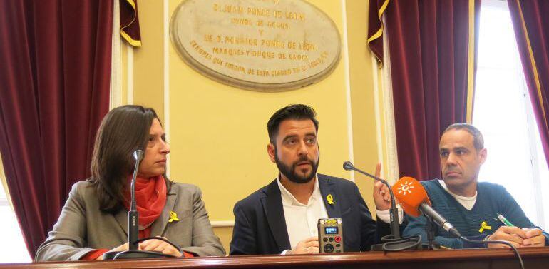 Victoria Rodríguez, en una rueda de prensa junto a Fran González