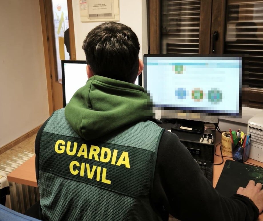 Investigado por estafar 3.216 € a un vecino de la Vega de Saldaña