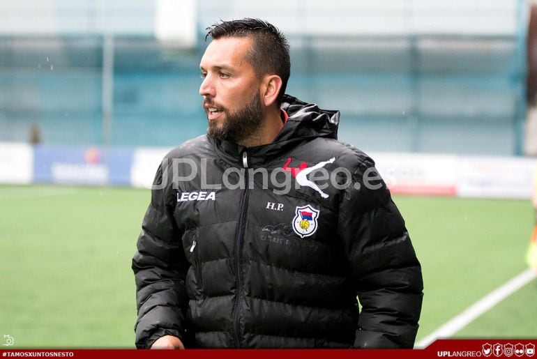 Hernán Pérez en el encuentro frente al Alondras