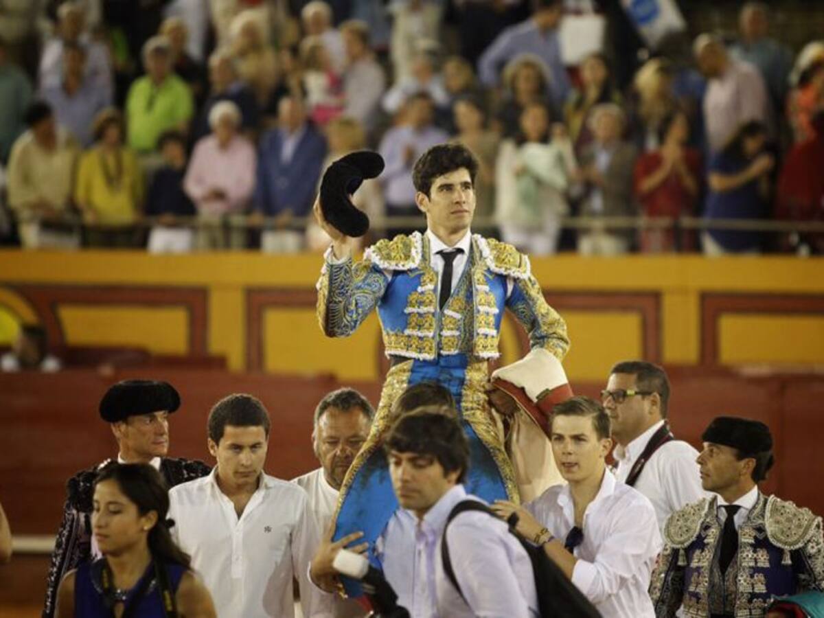 López Simón abre la tercera Puerta de Feria en Algeciras