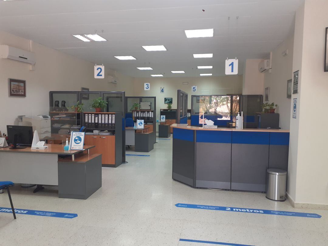 Interior de la oficina de Linaqua.