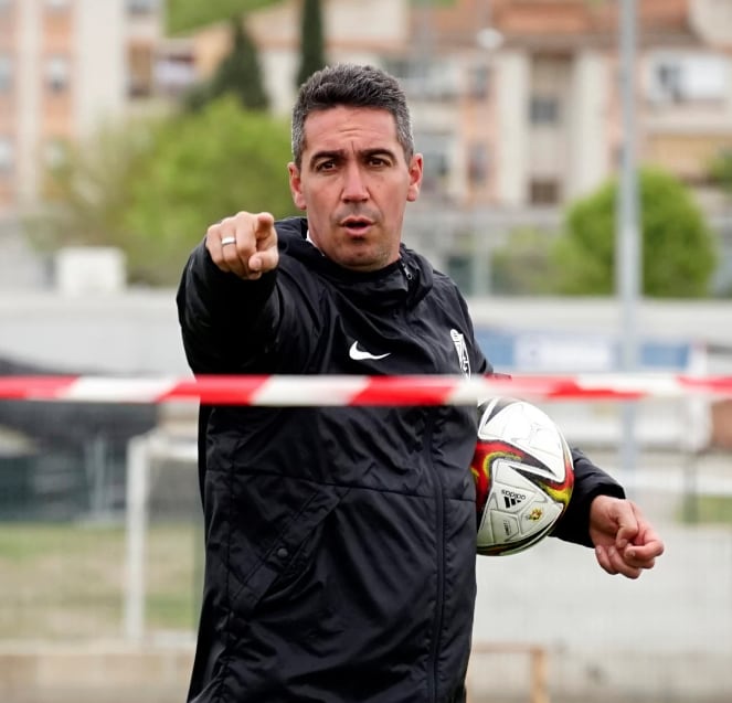 Juan Antonio Milla, entrenador del Linares Deportivo.