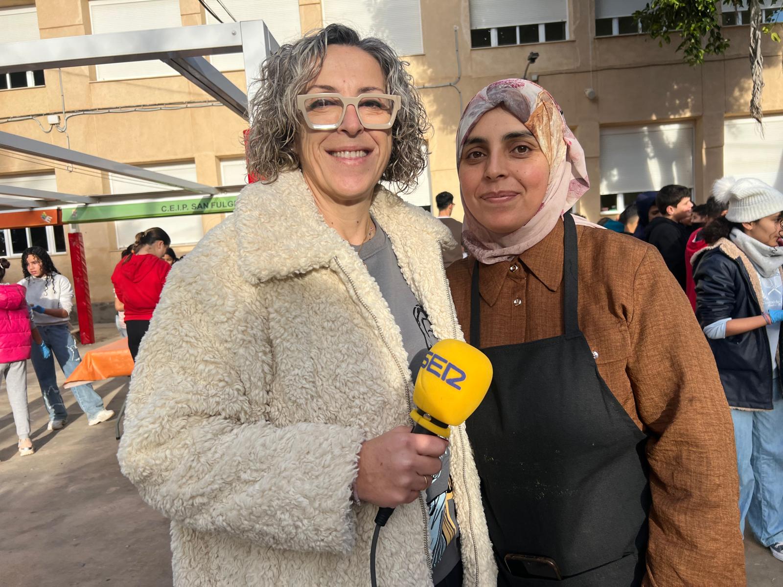 El colegio San Fulgencio lleva las “pelotas” de Pozo Estrecho a una tradición inclusiva para todos