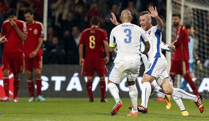 El equipo de Del Bosque ha caído en un mal partido en Eslovaquia