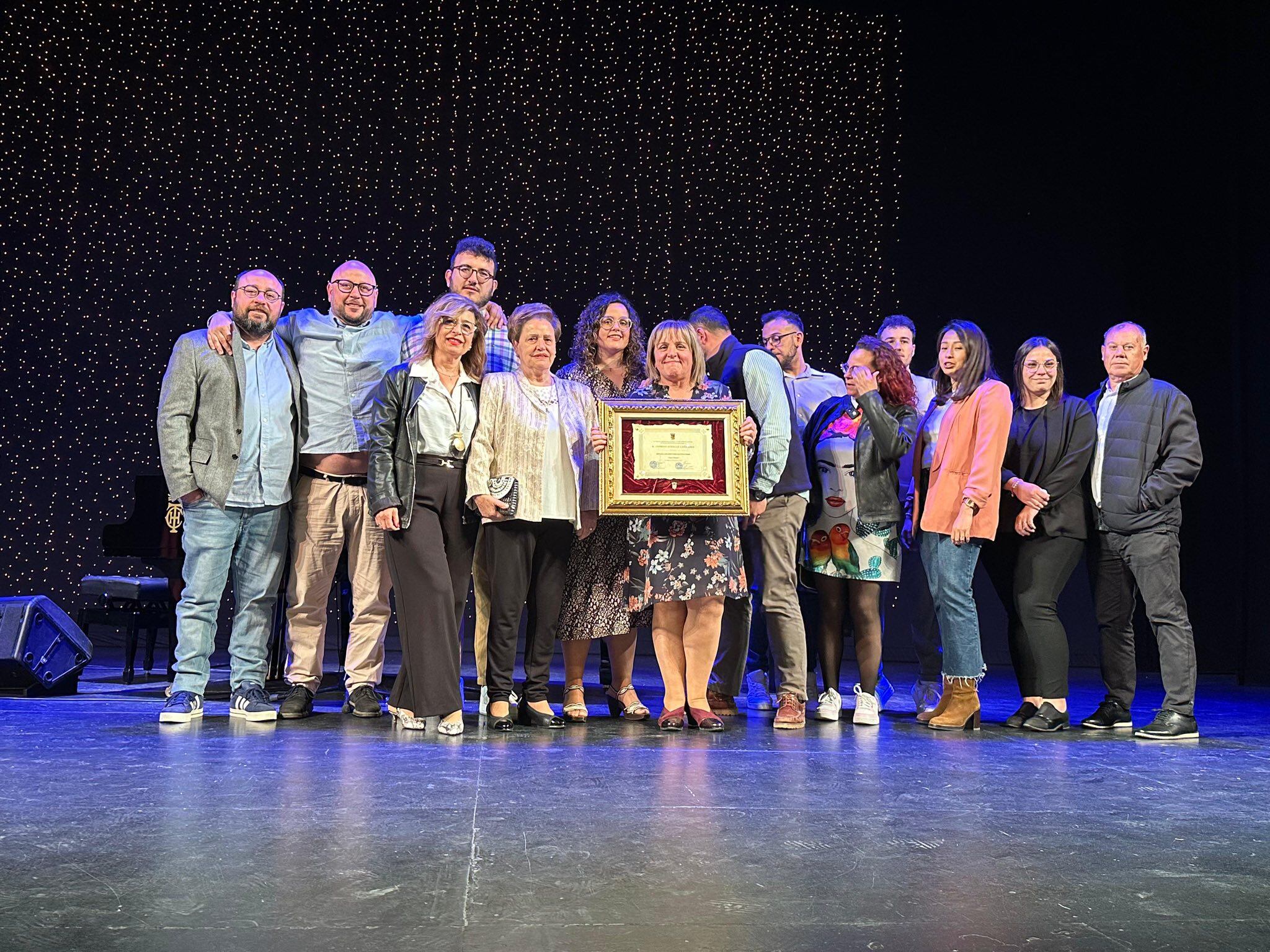Familia de Antonio Ruescas, en el teatro Chapí