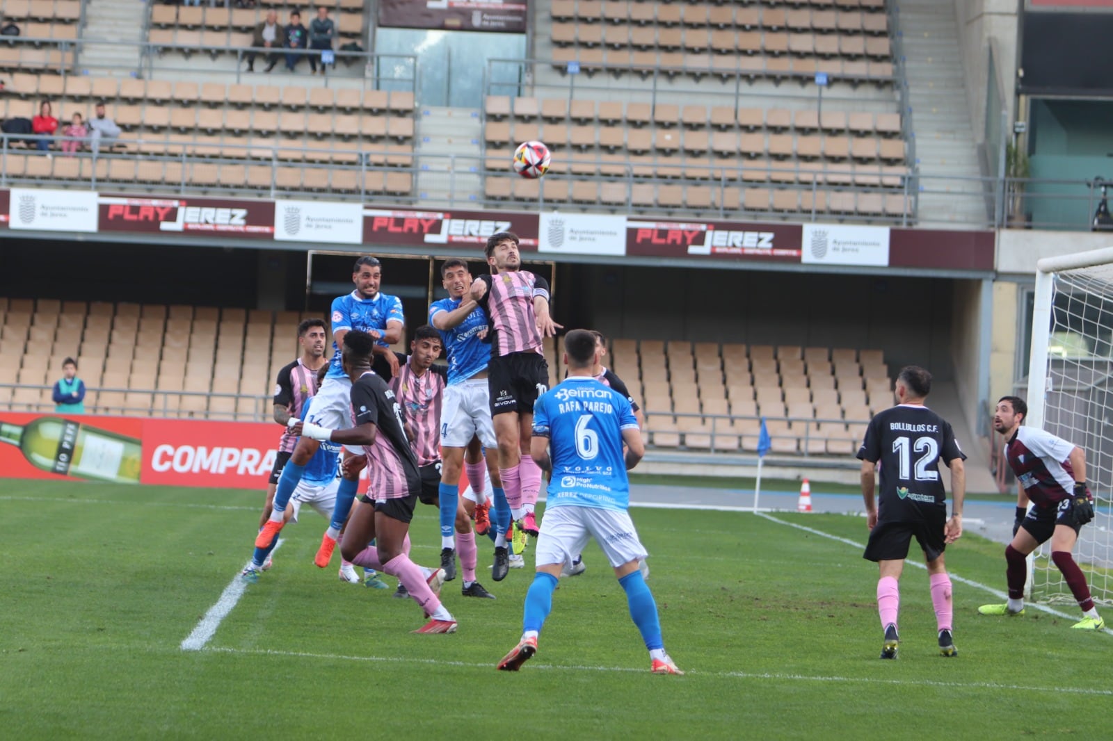 El Xerez DFC no pasó del empate ante el Bollullos