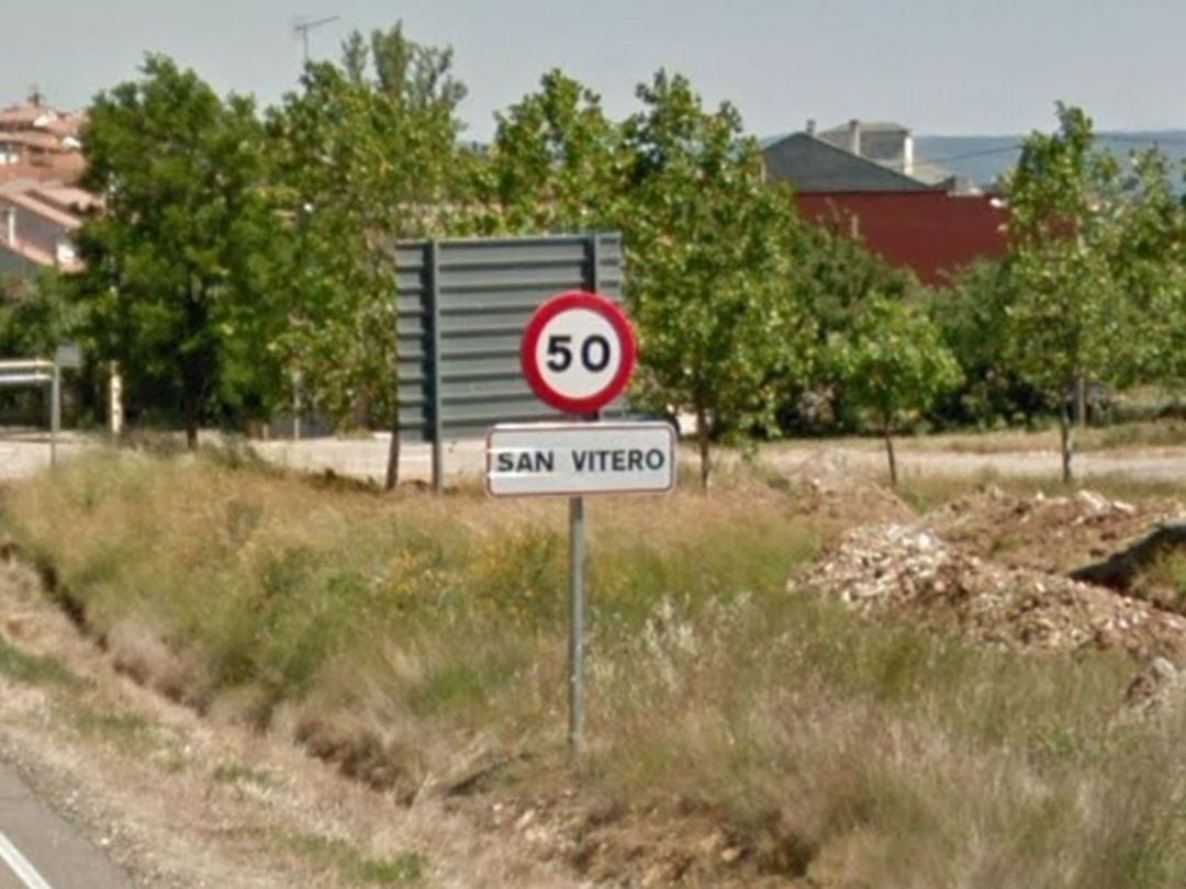 Entrada a la localidad de San Vitero