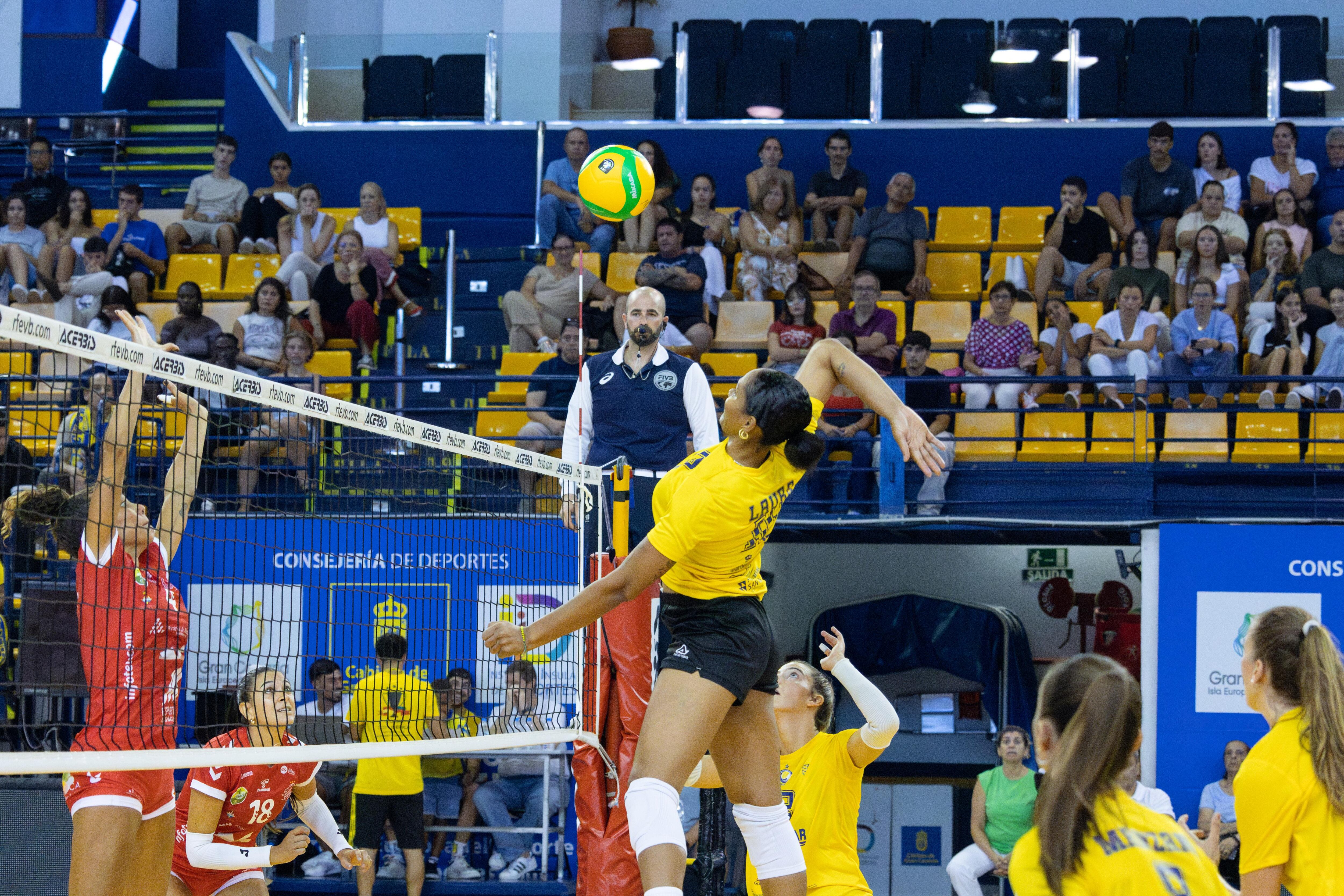 Hidramar, de groc, i Avarca, de vermell, es juguen en tres setmanes el segon lloc de la fase regular a la Liga Iberdrola.