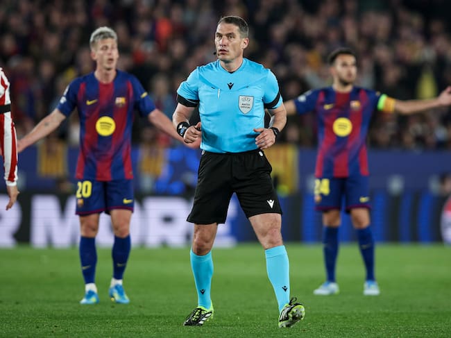 Istvan Kovacs, durante el Barça-Atleti de Champions
