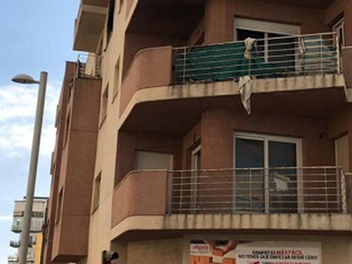 Aparece una mujer fallecida en el edificio okupa del Secano