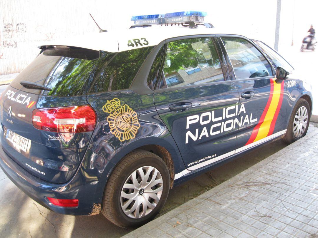 Vehículo de la Policía Nacional