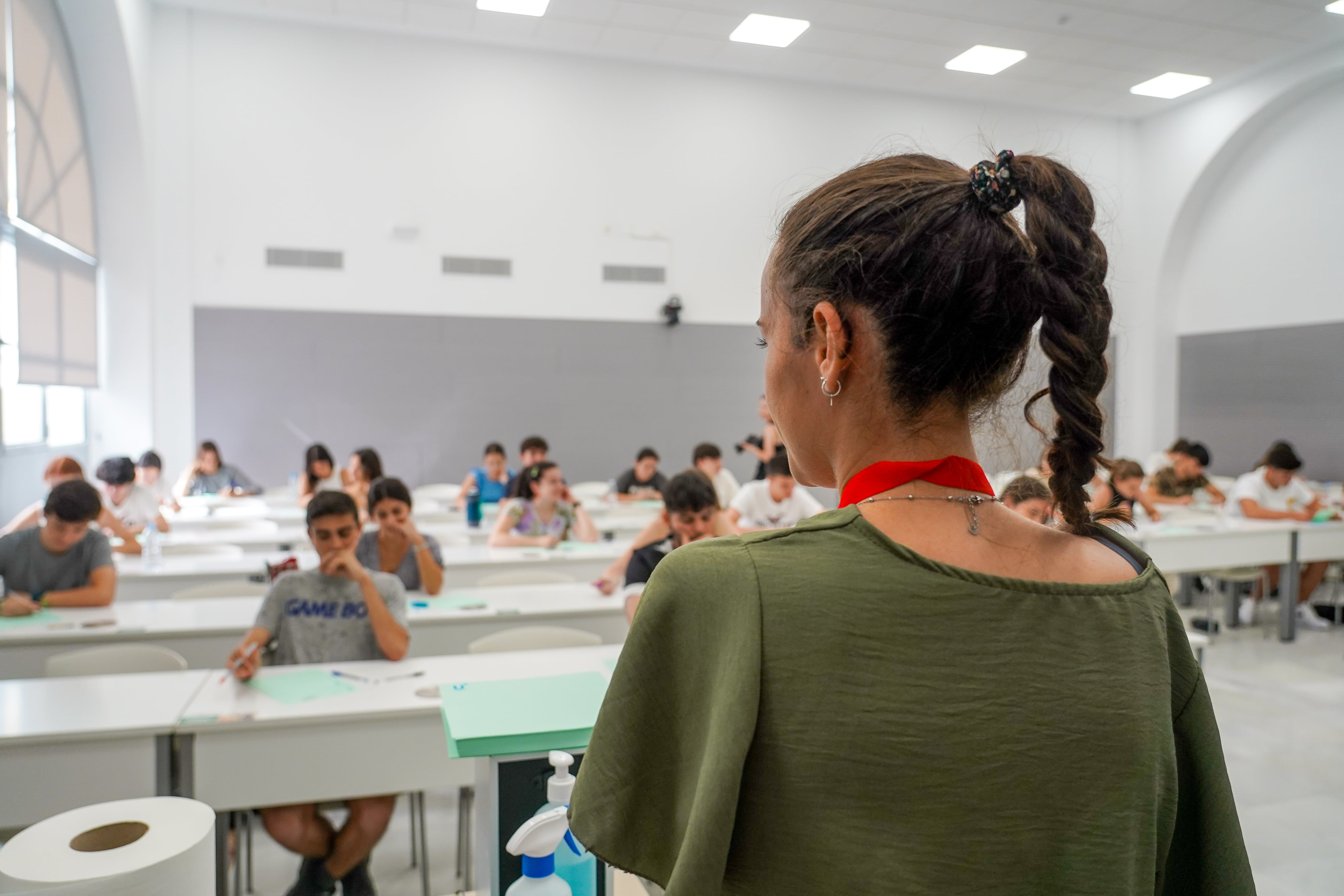 Una profesora en la Universidad de Sevilla.