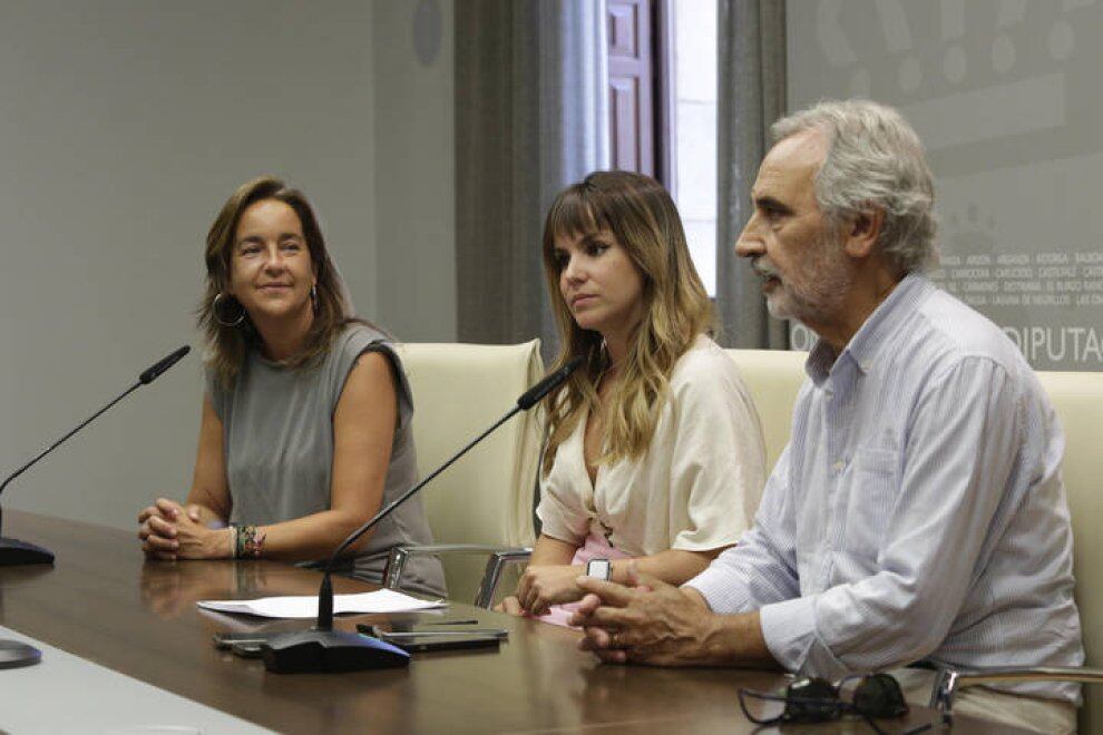 Natichu Alvarado, Patricia Martínez y Manuel Carnero.