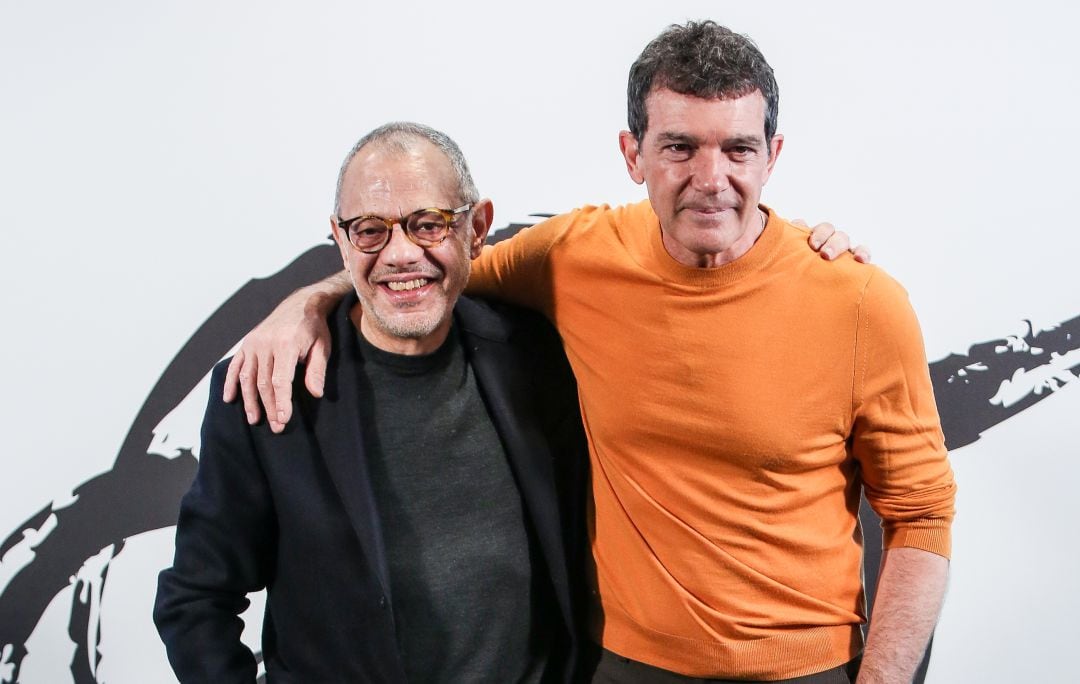 Antonio Banderas junto a Lluis Pasqual en una imagen de archivo en el Teatro Soho Caixabank (Málaga)