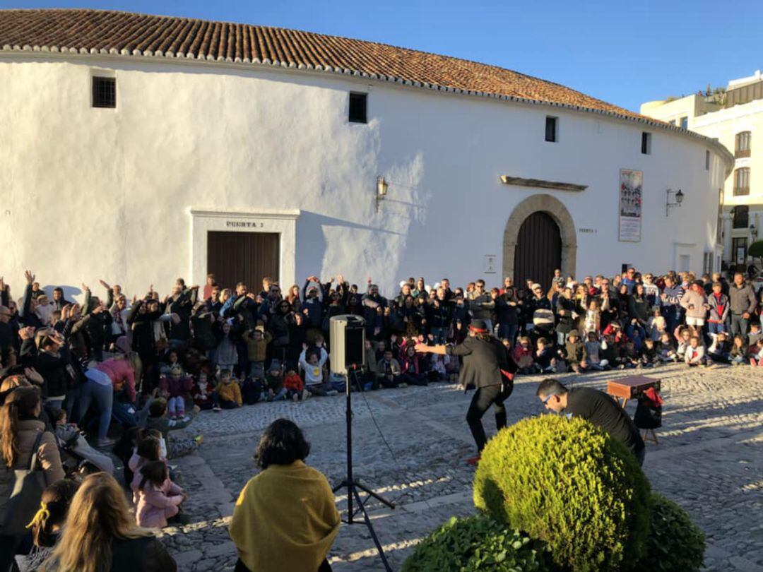 Uno de los espéctaculos gratuitos ofrecidos durante el pasado festival