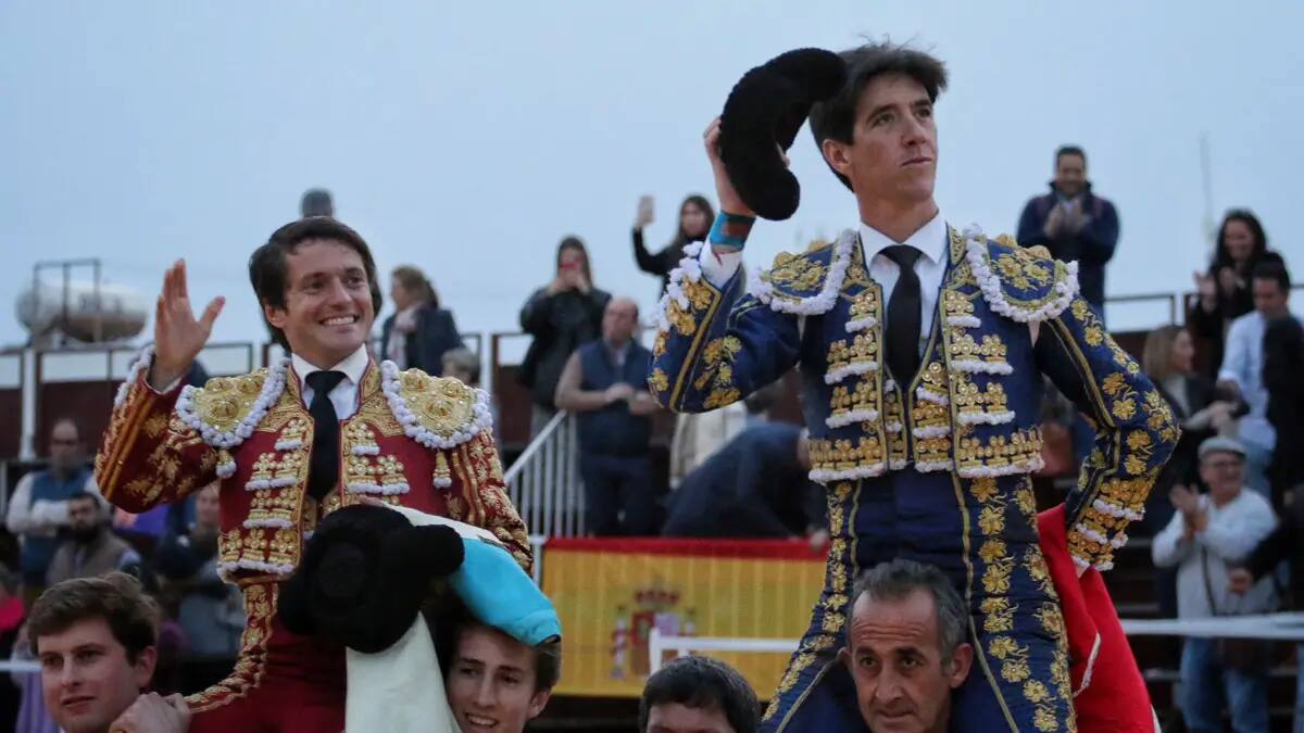 Esaú Fernández y Lama de Góngora, protagonistas en el regreso del programa El Toreo a la antena de Radio Sevilla