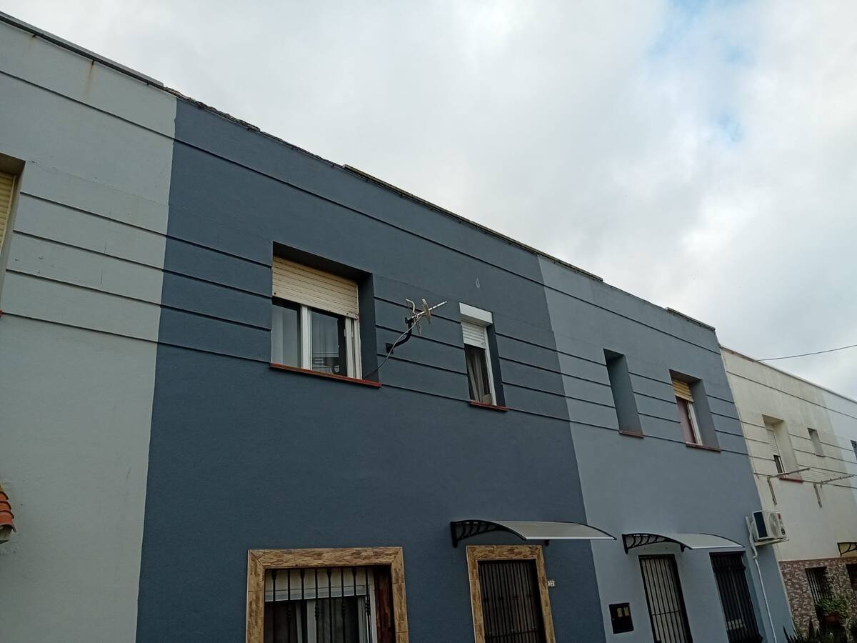 Licitada la reparación en 104 viviendas públicas en alquiler de La Línea