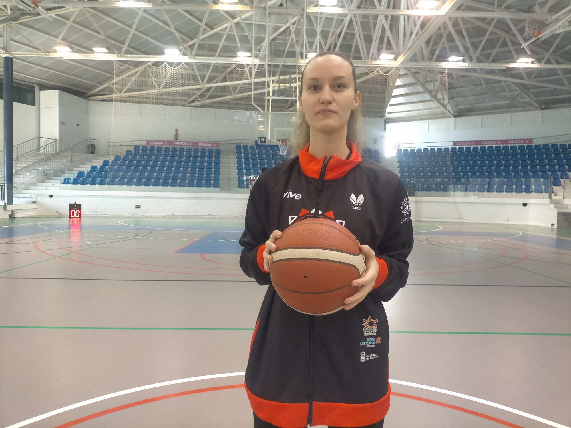 La francesa Justine Pina, nueva jugadora del Magec Tías de Liga Femenina 2.