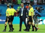 KAZAN, RUSSIA - JUNE 20: Carlos Queiroz, Head coach of Iran sahkes hands with Referee Andres Cunha during the 2018 FIFA World Cup Russia group B match between Iran and Spain at Kazan Arena on June 20, 2018 in Kazan, Russia. (Photo by Richard Heathcote/Getty Images)