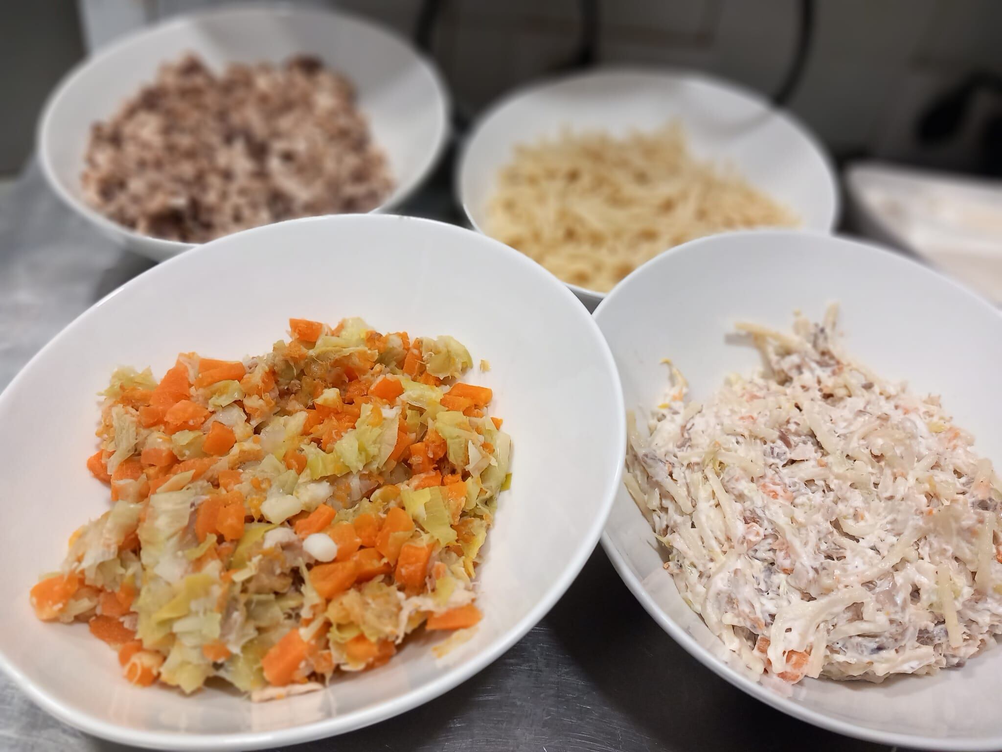 Los ingredientes y el resultado del plato, a la derecha de la imagen