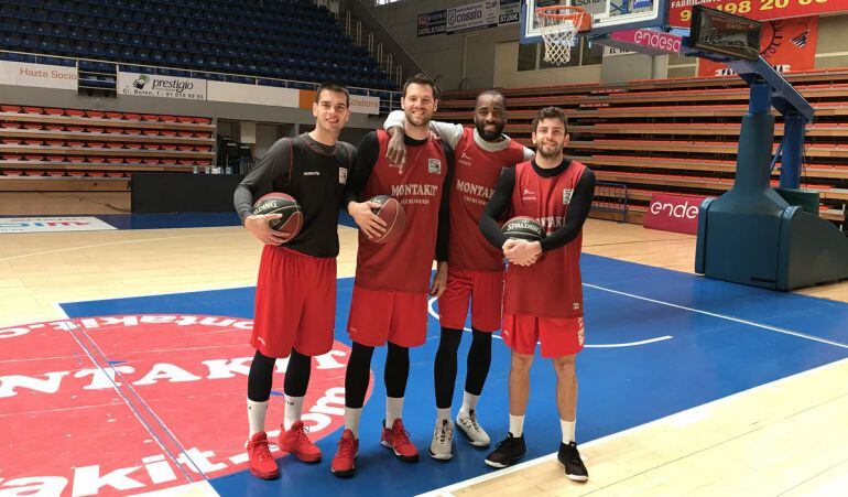 Solo Llorca, O´Leary, Eyenga y Llorente empezaron la semana entrenando a las órdenes de Néstor García