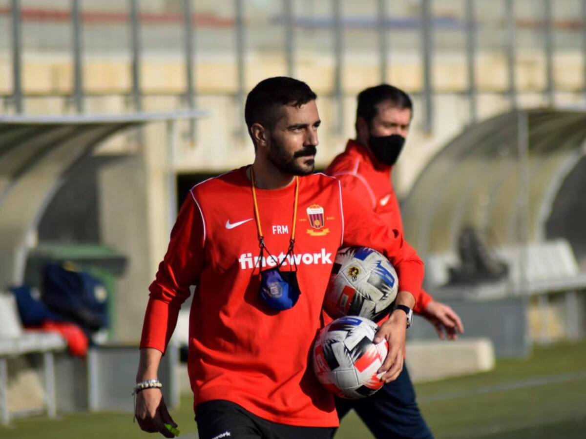 Rodrigo Marco, Prep. Fís. del Eldense: "Intentamos perder lo menos posible tras el parón"