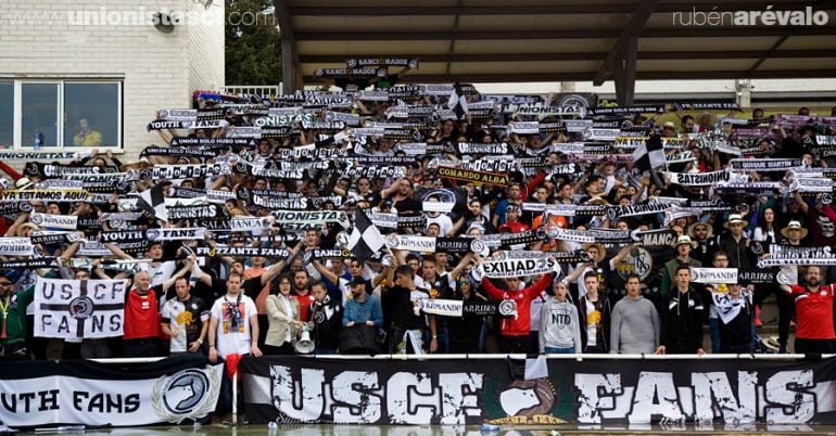 Afición de Unionistas de Salamanca, en Las Pistas