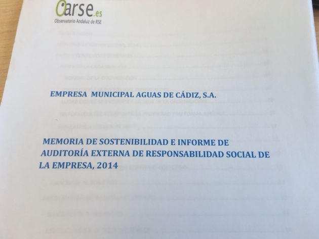 El informe de memoria de sostenibilidad y auditoría pagado por Aguas de Cádiz