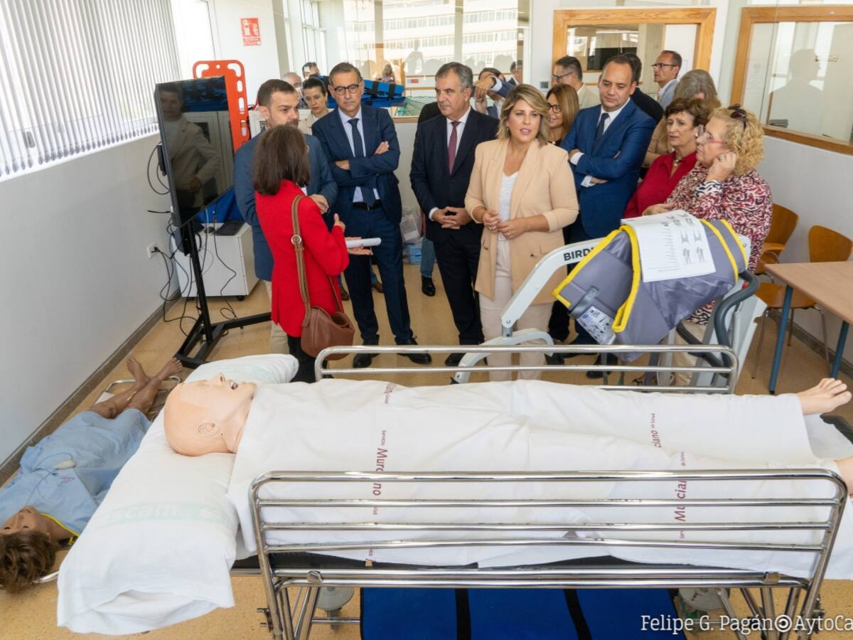 La Facultad de Enfermería ya tiene una sede "estable y permanente" en Cartagena.