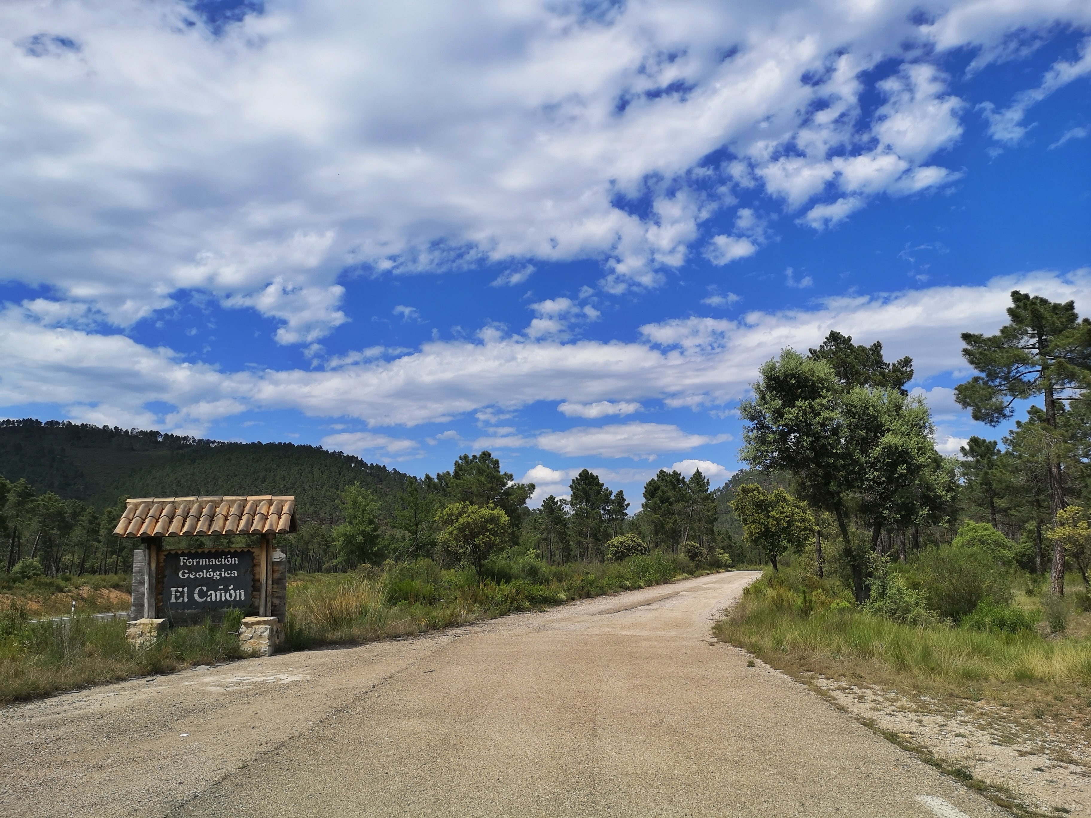 Inicio de la ruta hacia el cañón de Talayuelas.