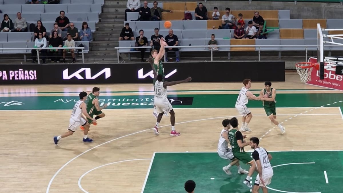 Santi Cerdán hace balance de la victoria de Lobe Huesca la Magia