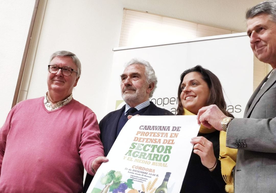 Miguel Cobos de UPA, Ignacio Fernández de Mesa de Asaja, Carmen Quintero de Coag y Rafael Sánchez de Puerta de Cooperativas Agroalimentarias en Córdoba