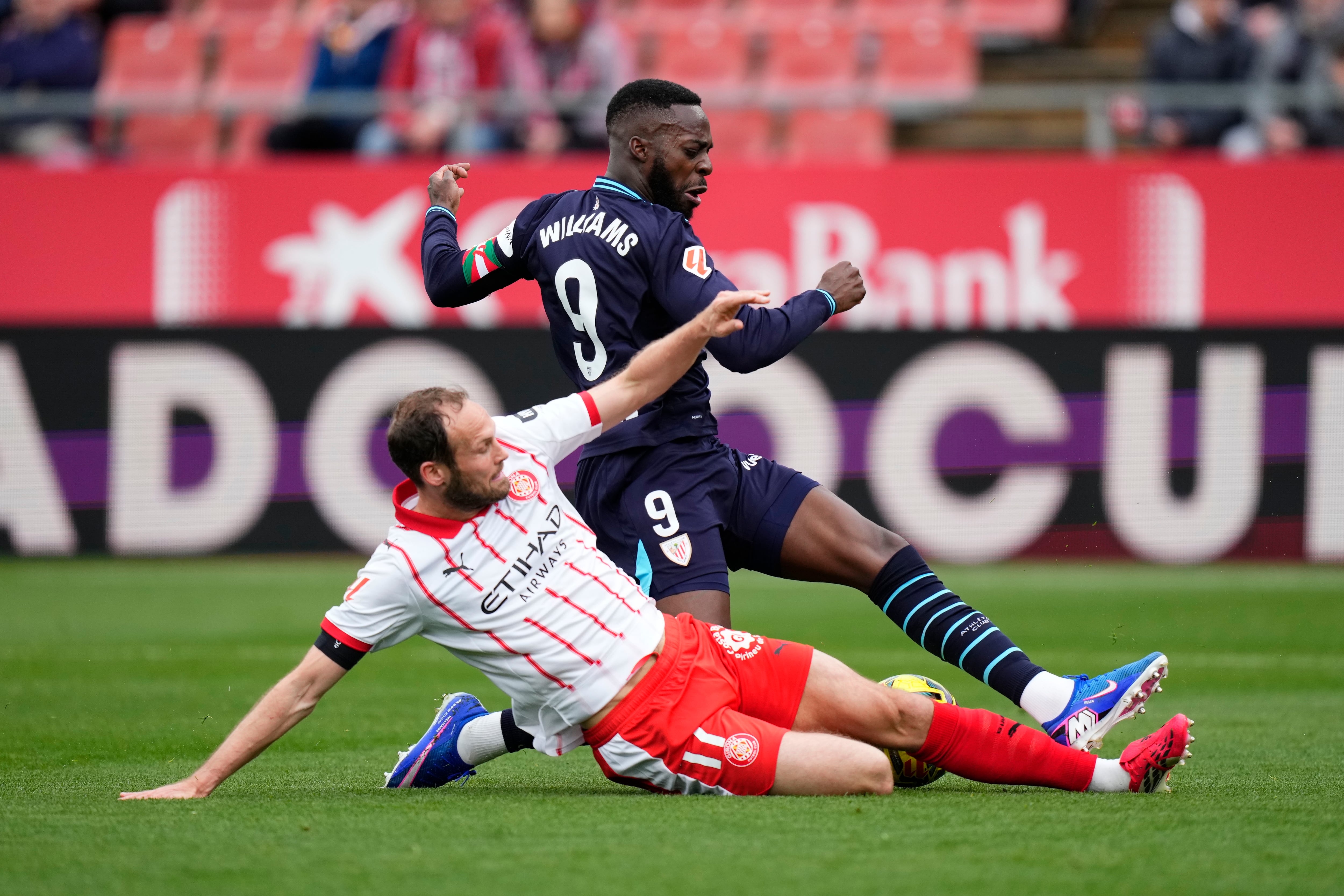 Iñaki Williams durante el encuentro contra el Girona