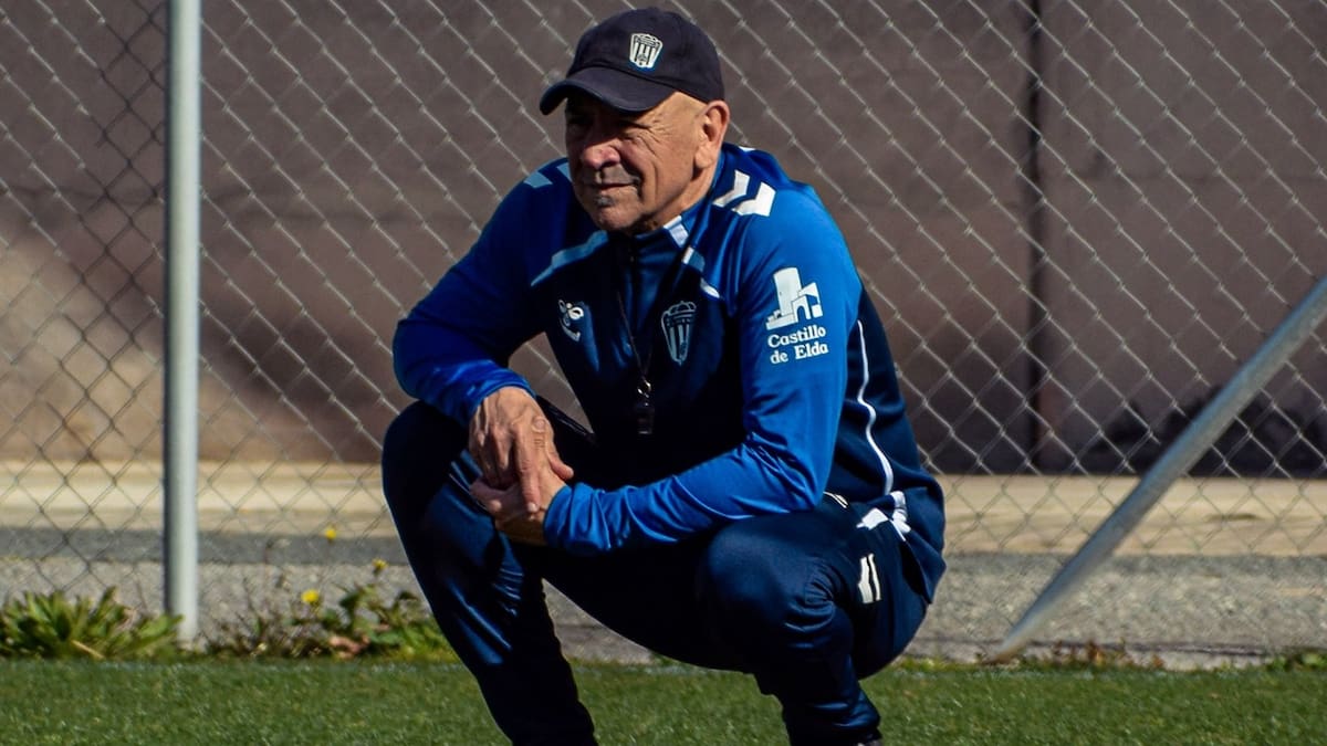 Claudio Barragán, Ent. del Eldense antes de visitar al Hércules