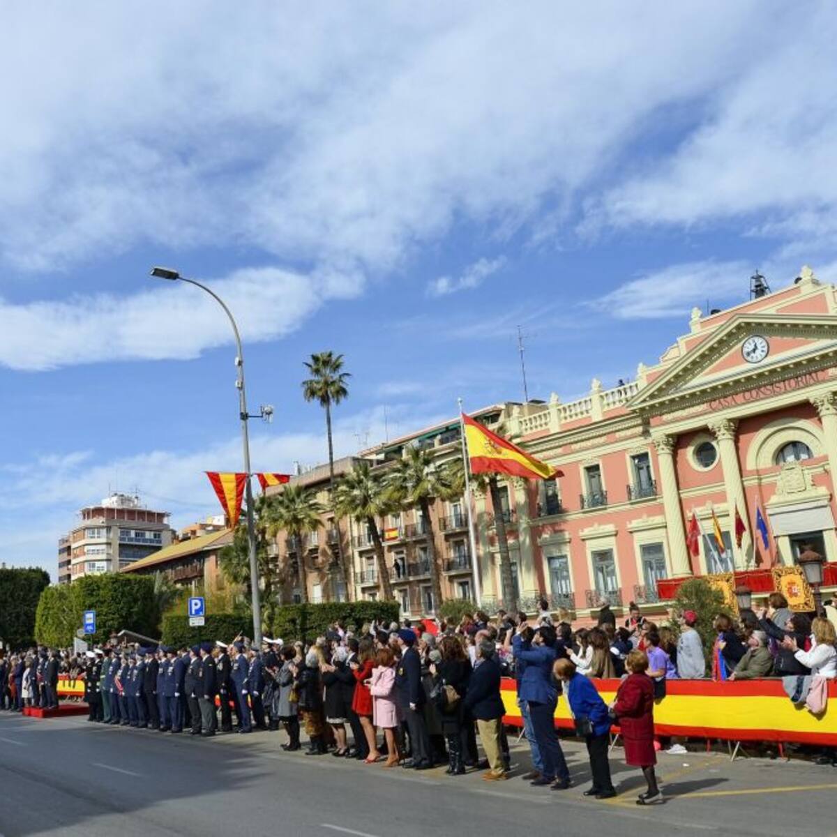 Una jura de bandera civil en Murcia pone fin a los actos por el 75 aniversario de la AGA