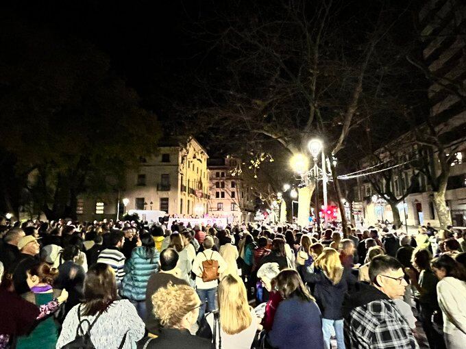 8M en Xàtiva. Ante el Ayuntamiento.