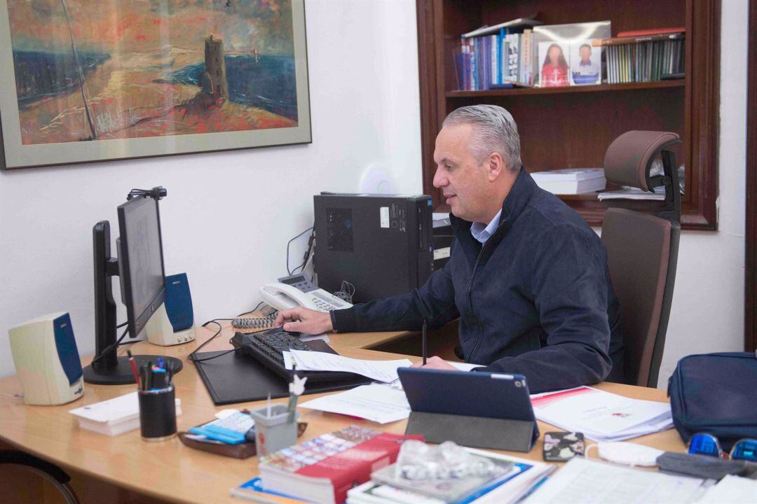 Juan Carlos Ruiz Boix, diputado responsable del Área de Servicios Económicos