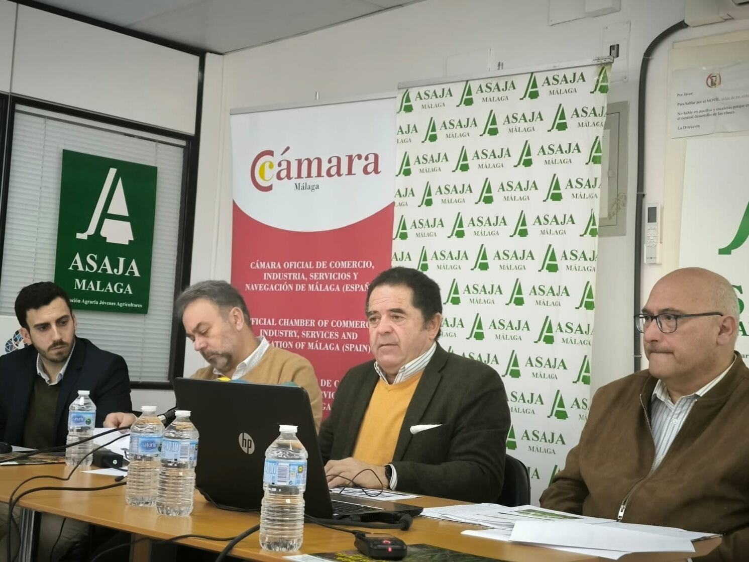 Un momento de la rueda de prensa que se ha producido este miércoles en la sede de Asaja en Málaga