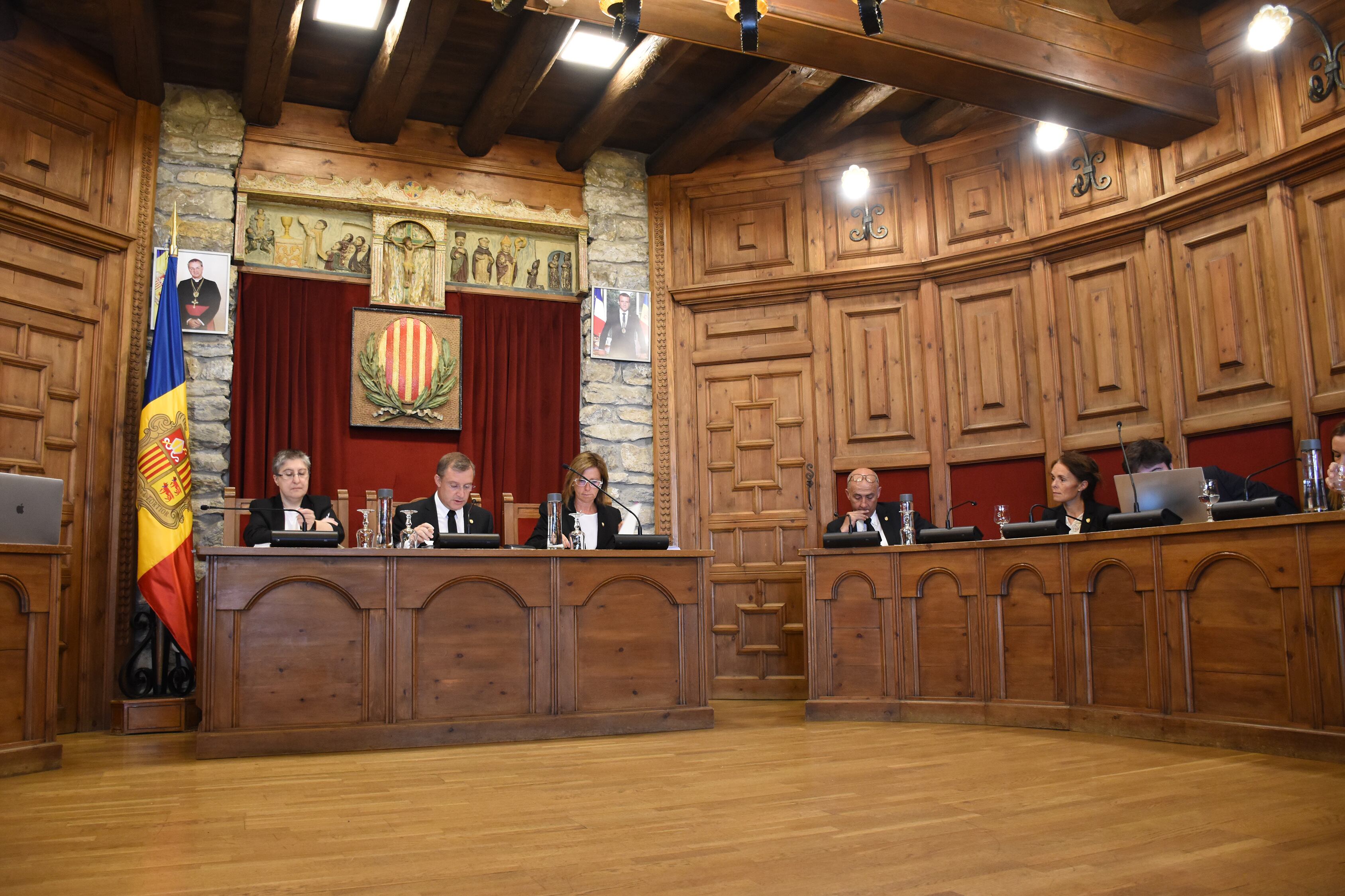 Un moment de la sessió ordinària del consell de comú de Sant Julià de Lòria d'aquest dijous.