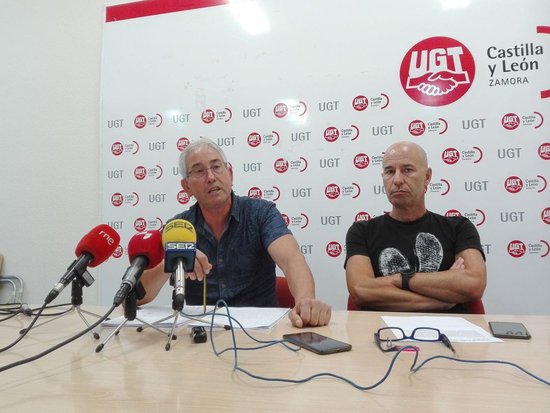 El responsable de la FSP de UGT, Jerónimo Cantuche durante la rueda de prensa