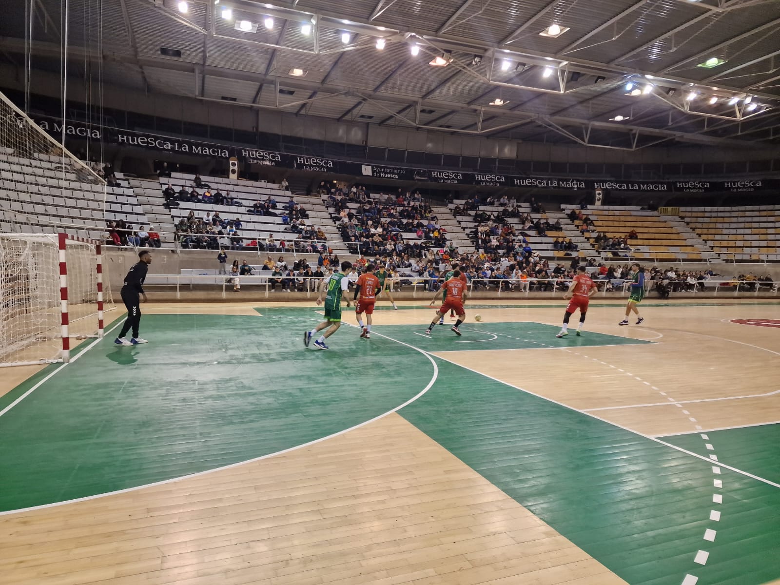 El Bada y el Peñas jugando a fútbol