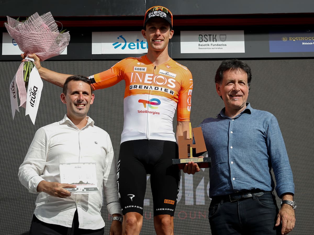 El francés del Ineos Axel Laurance se impone en Basauri