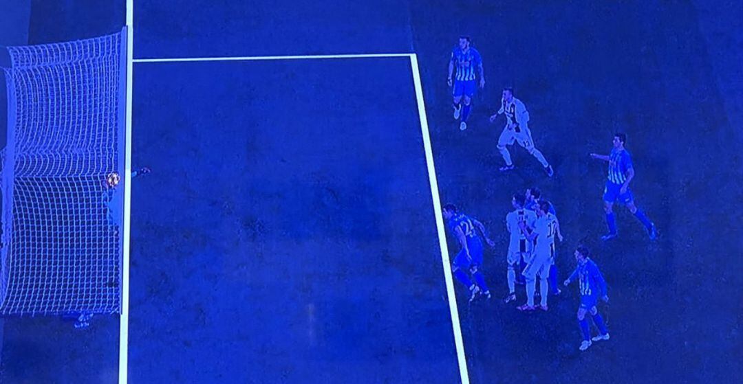 La imagen de la tecnología de gol en la que se ve que la pelota rebasa la línea