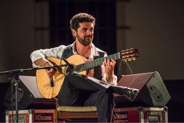 José Carlos Gómez durante uno de sus conciertos en la ciudad de Brno de la República Checa.
