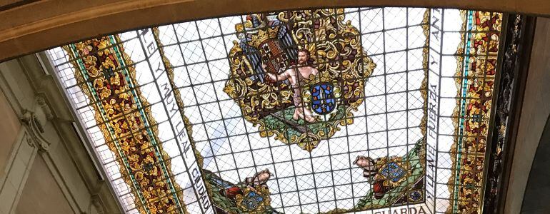 vidriera del Ayuntamiento de A Coruña