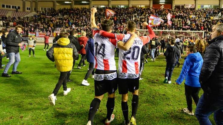 La afición de la UD Logroñés emocionada tras la victoria de su equipo en Copa