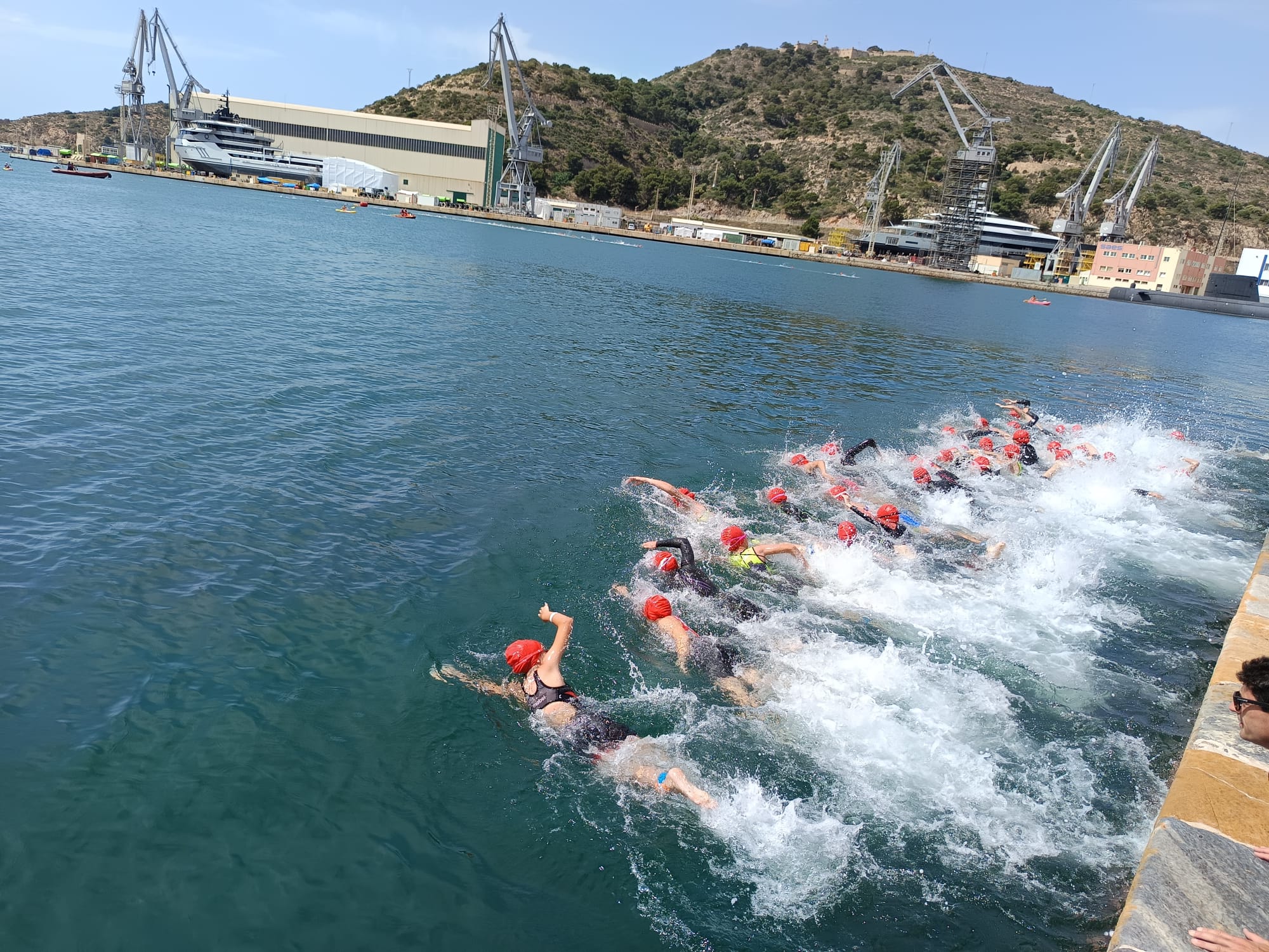Salida de la prueba femenina