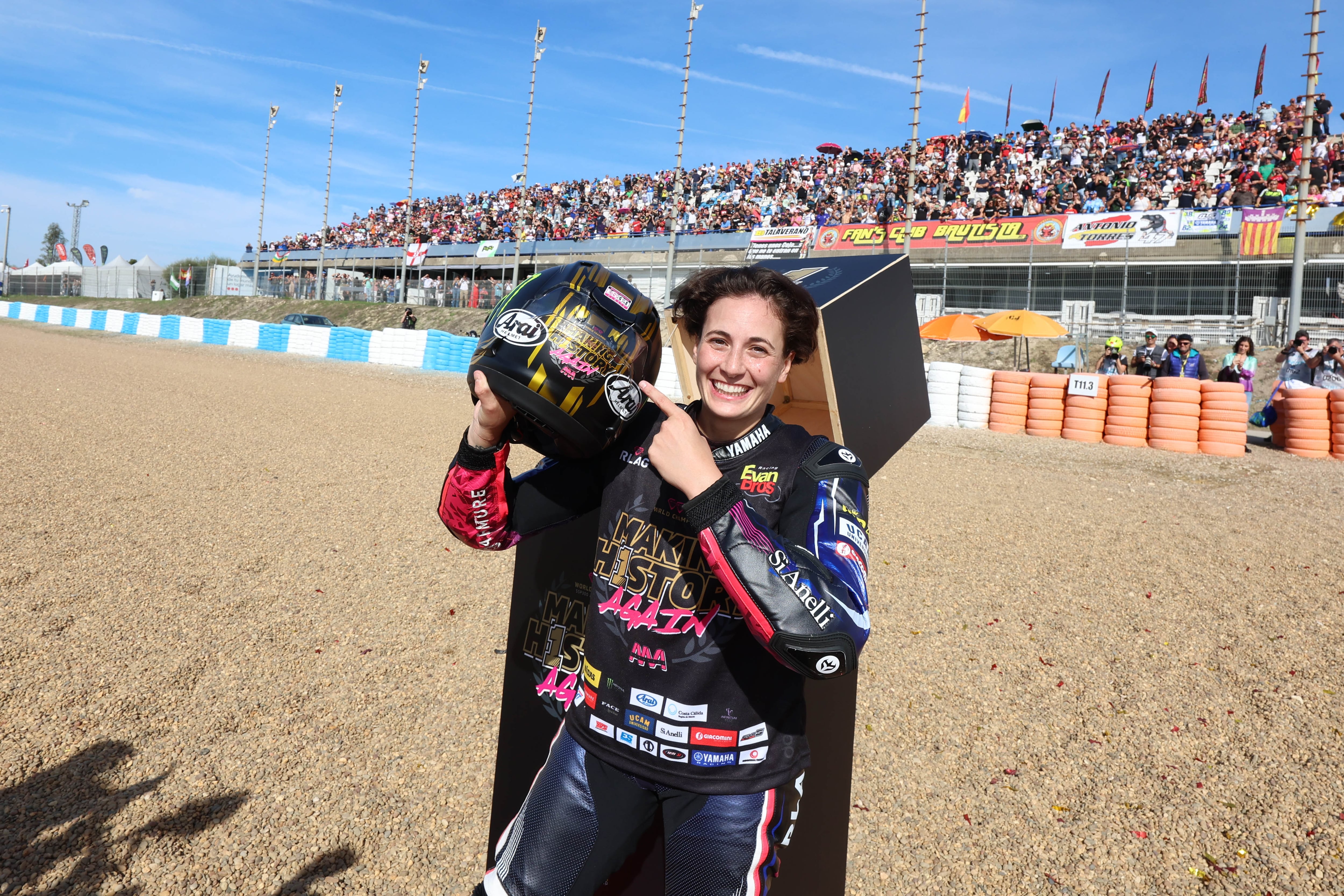 Ana Carrasco se adjudica el título en el Mundial de motociclismo femenino