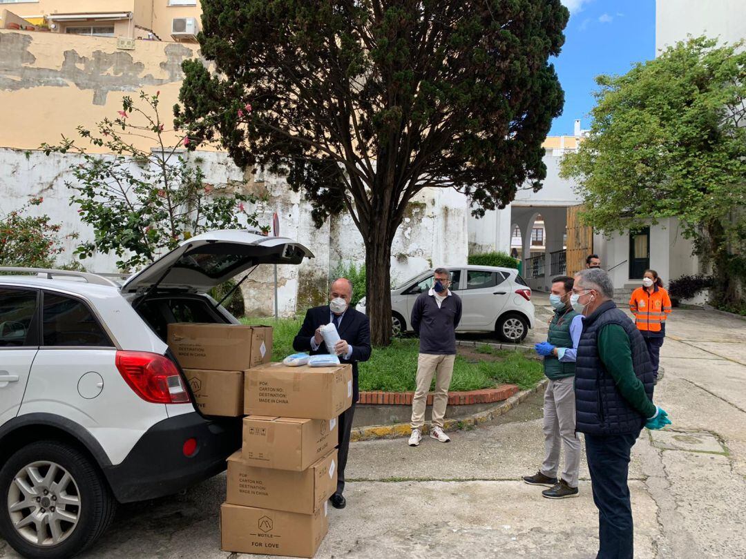 Landaluce junto a Ros y Muñoz Madrid.